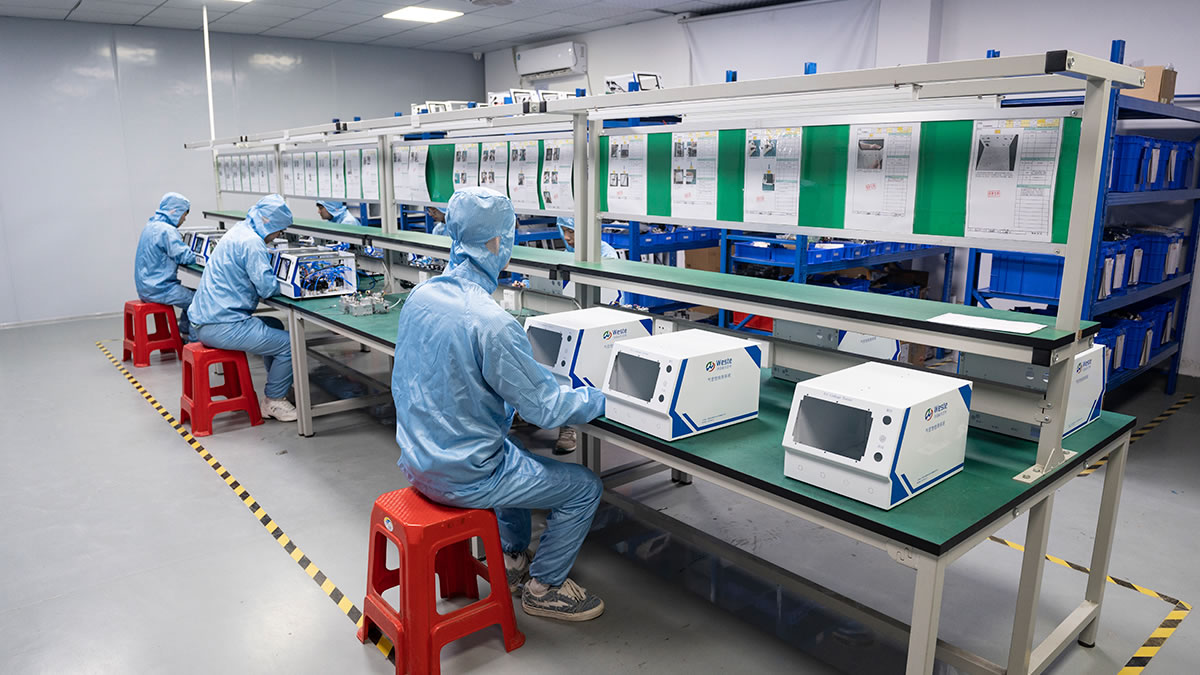 Airtightness Instrument Assembly Workshop